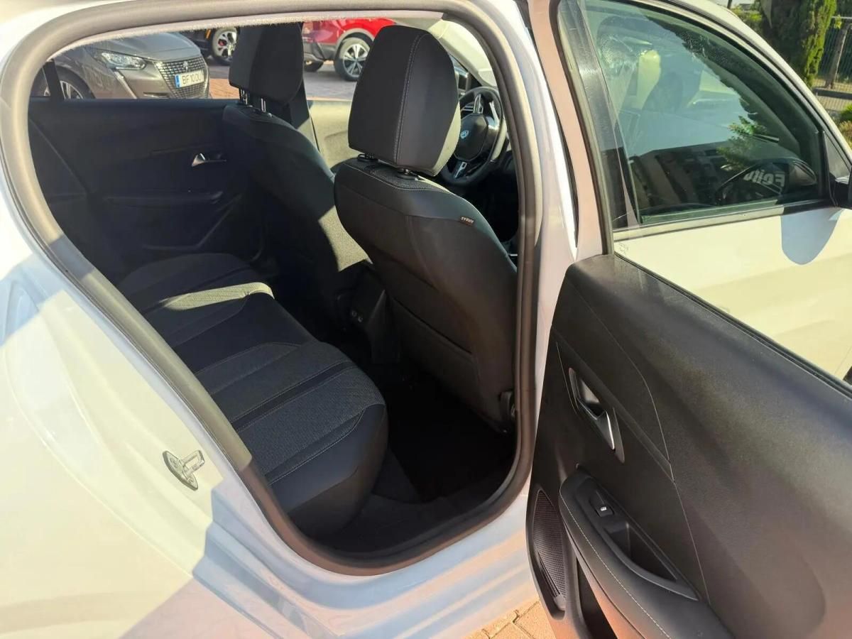 peugeot-208-2024-gasolina-1199cc