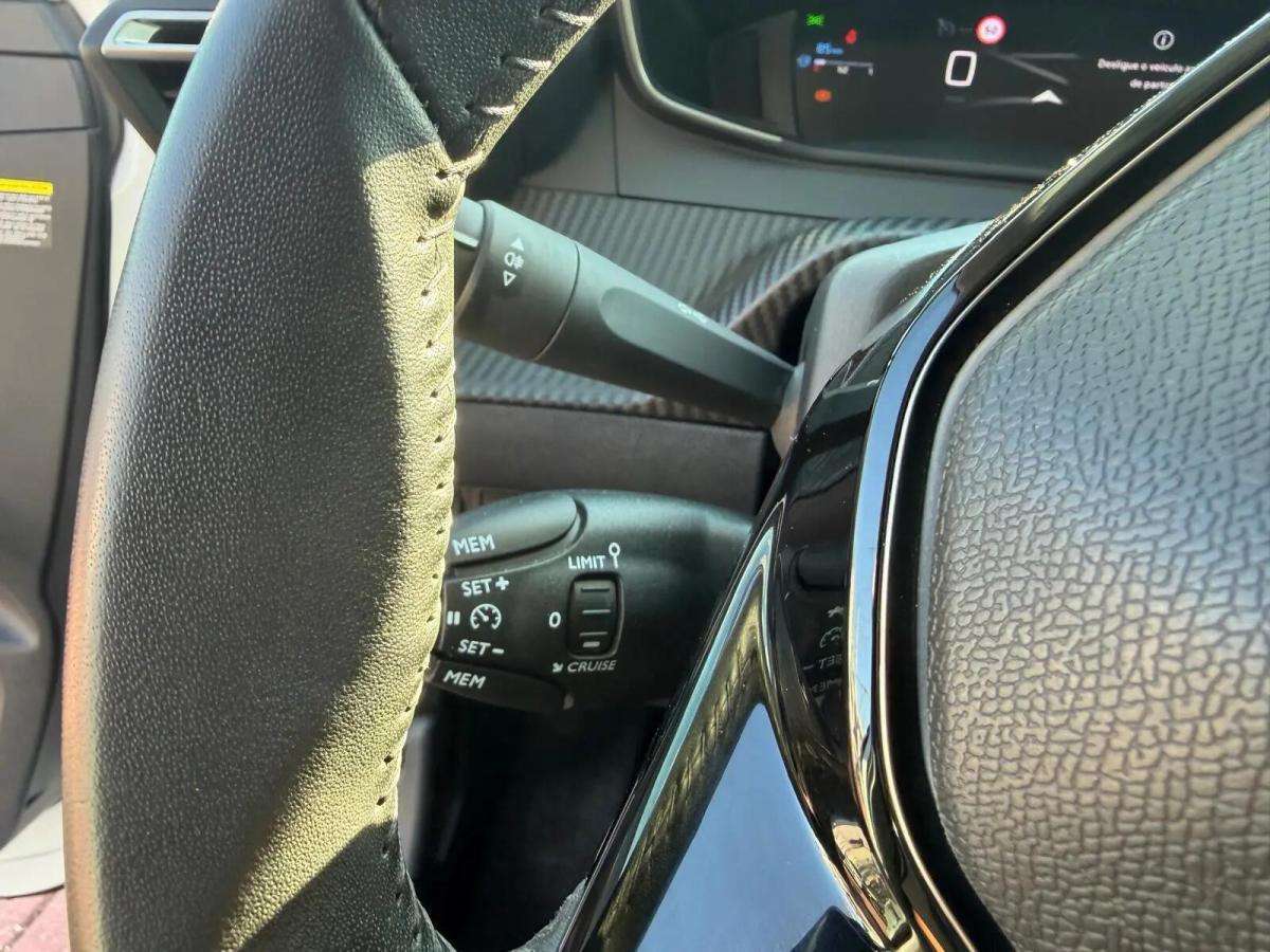 peugeot-208-2024-gasolina-1199cc