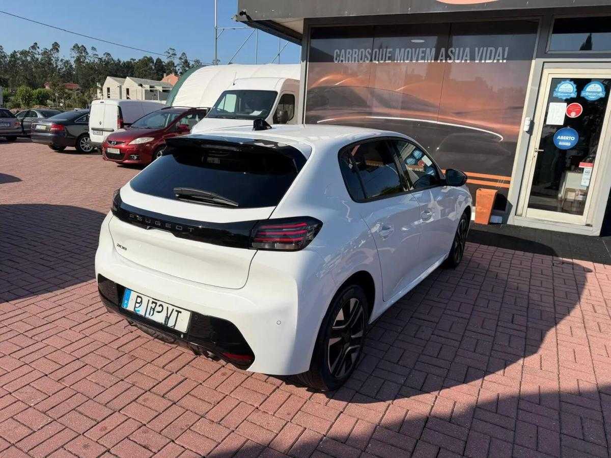 peugeot-208-2024-gasolina-1199cc