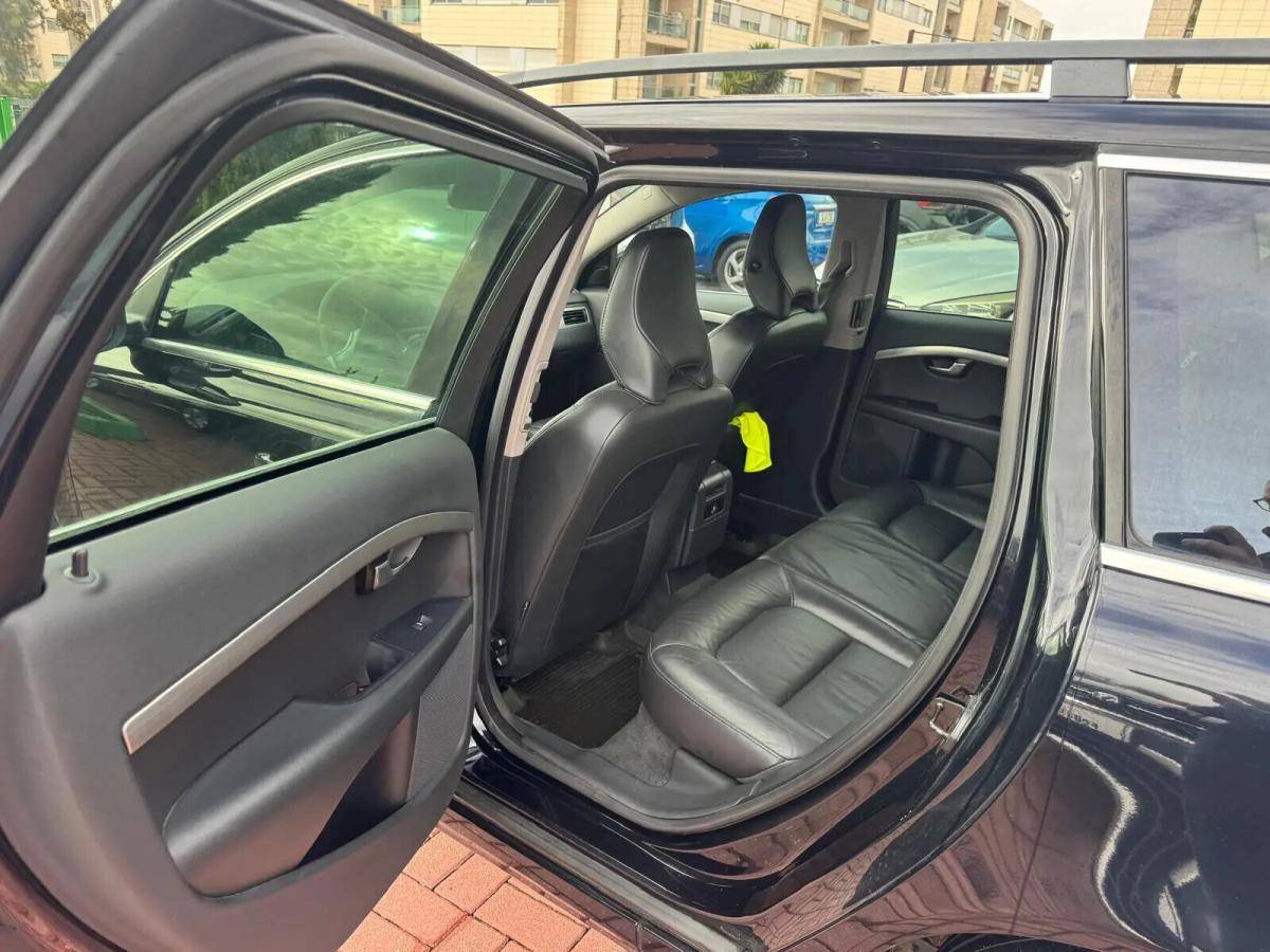 volvo-v70-2010-diesel-1560cc