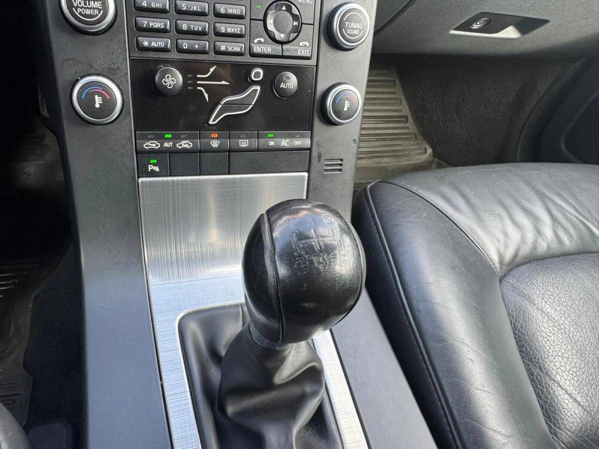 volvo-v70-2010-diesel-1560cc