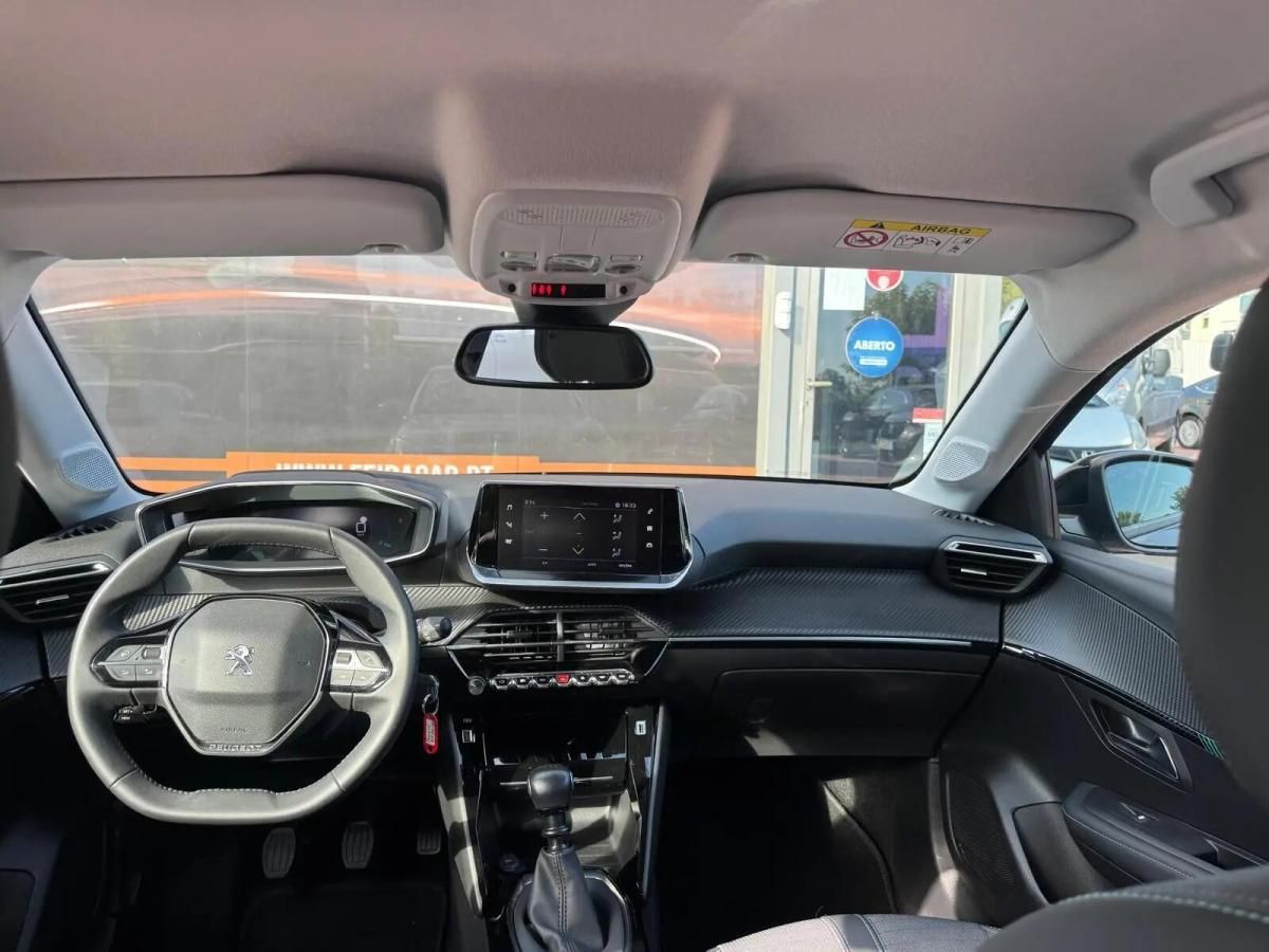 peugeot-208-2023-gasolina-1199cc