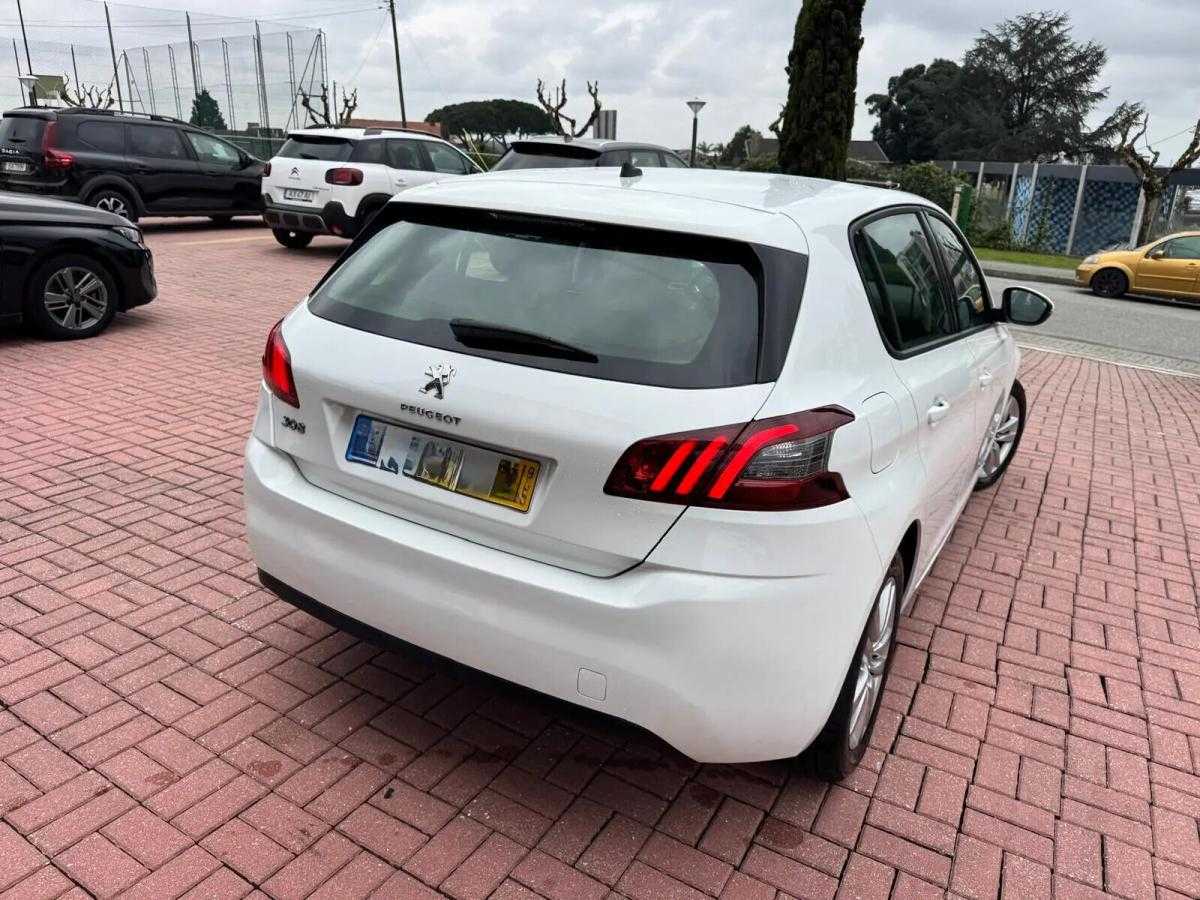 peugeot-308-2019-diesel-1499cc