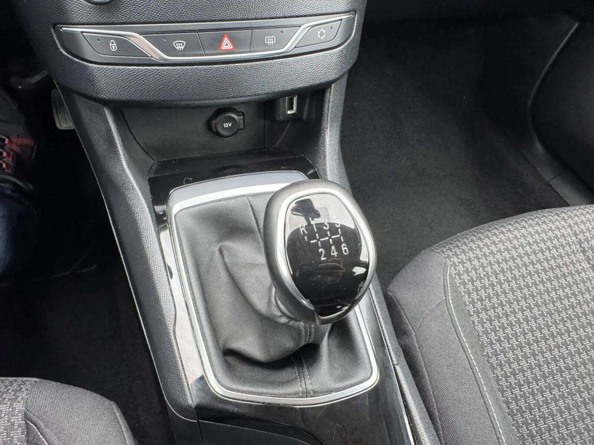 peugeot-308-2019-diesel-1499cc