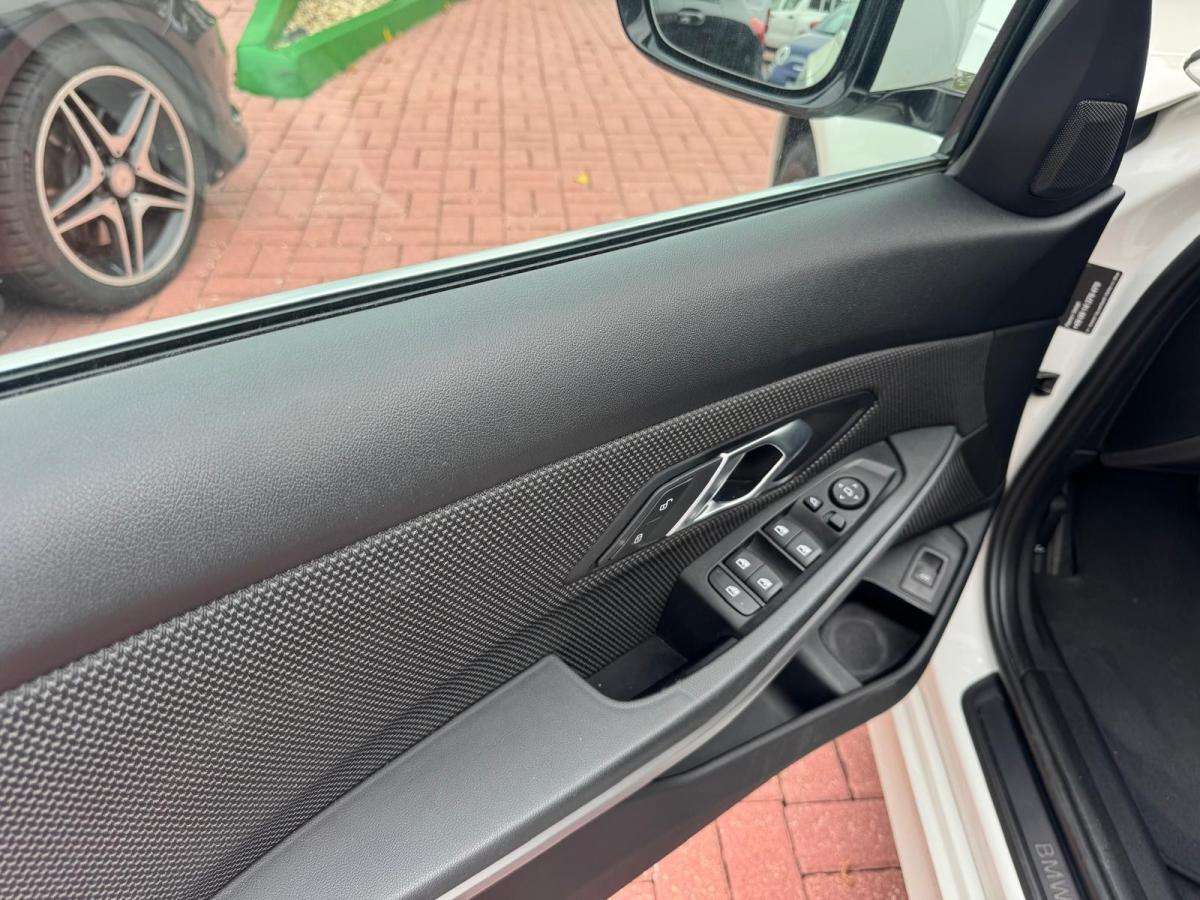 bmw-serie-3-2019-diesel-1995cc