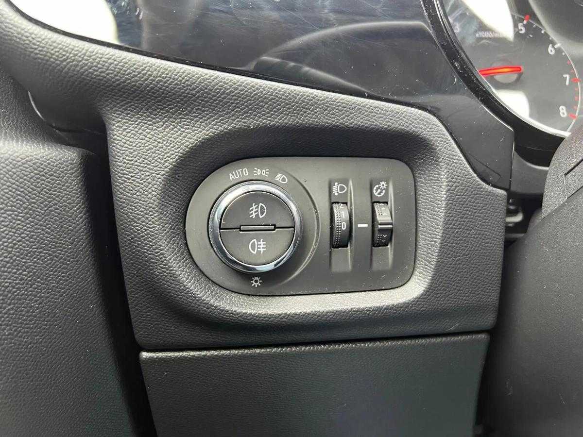 opel-corsa-2020-diesel-1499cc
