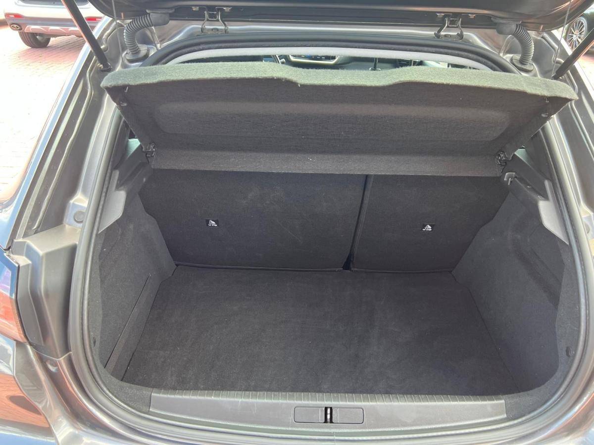 peugeot-208-2020-gasolina-1199cc
