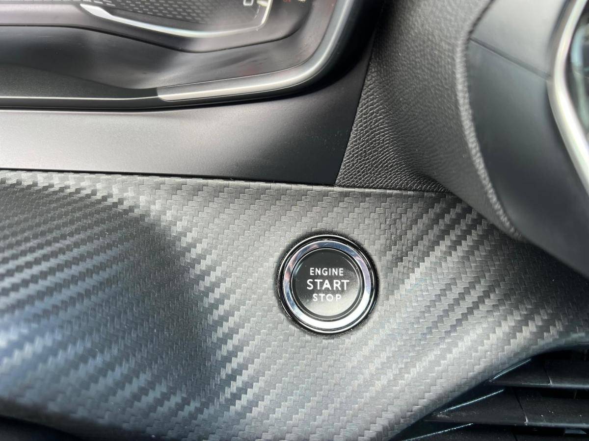 peugeot-208-2020-gasolina-1199cc