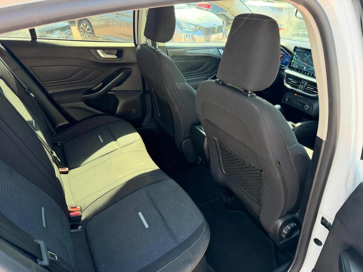ford-focus-2023-gasolina-998cc