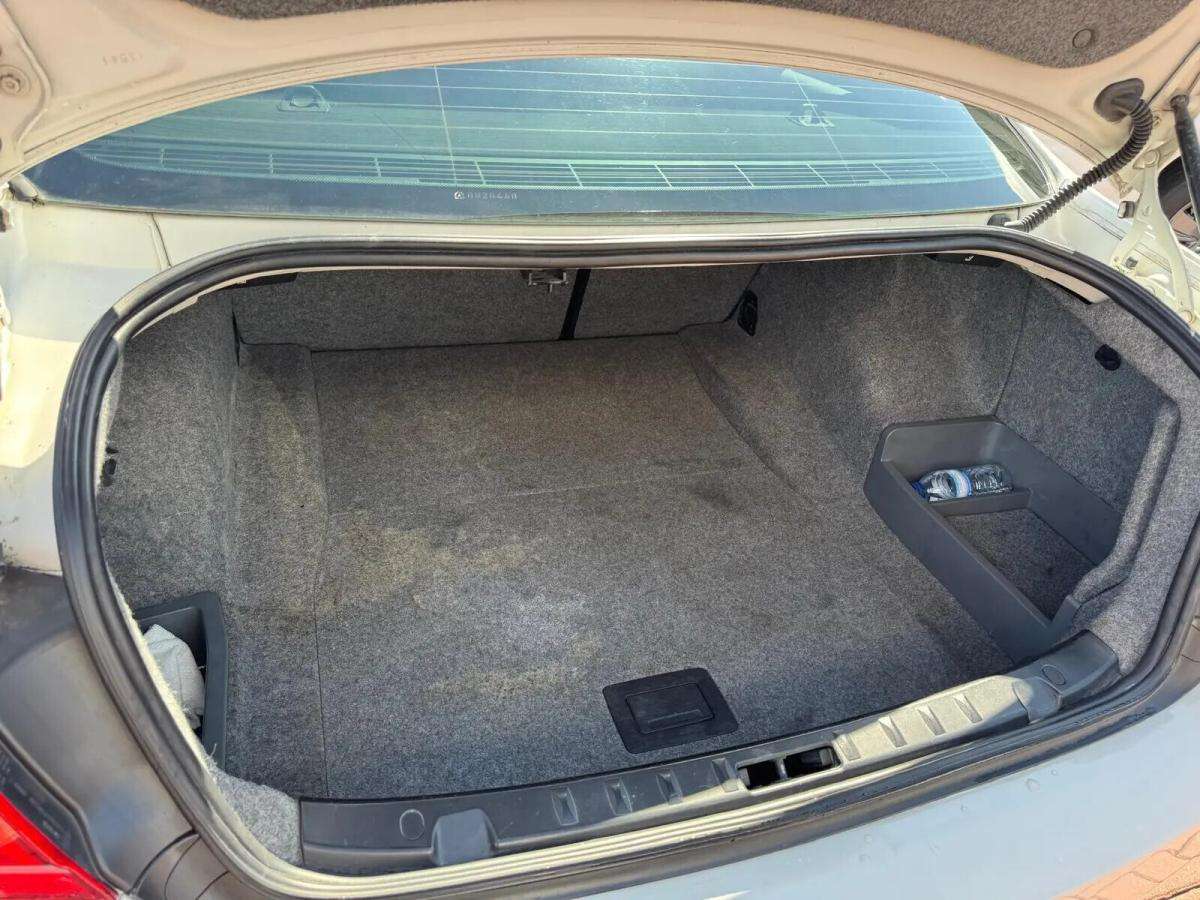 bmw-serie-3-320d-2011-diesel-1995cc