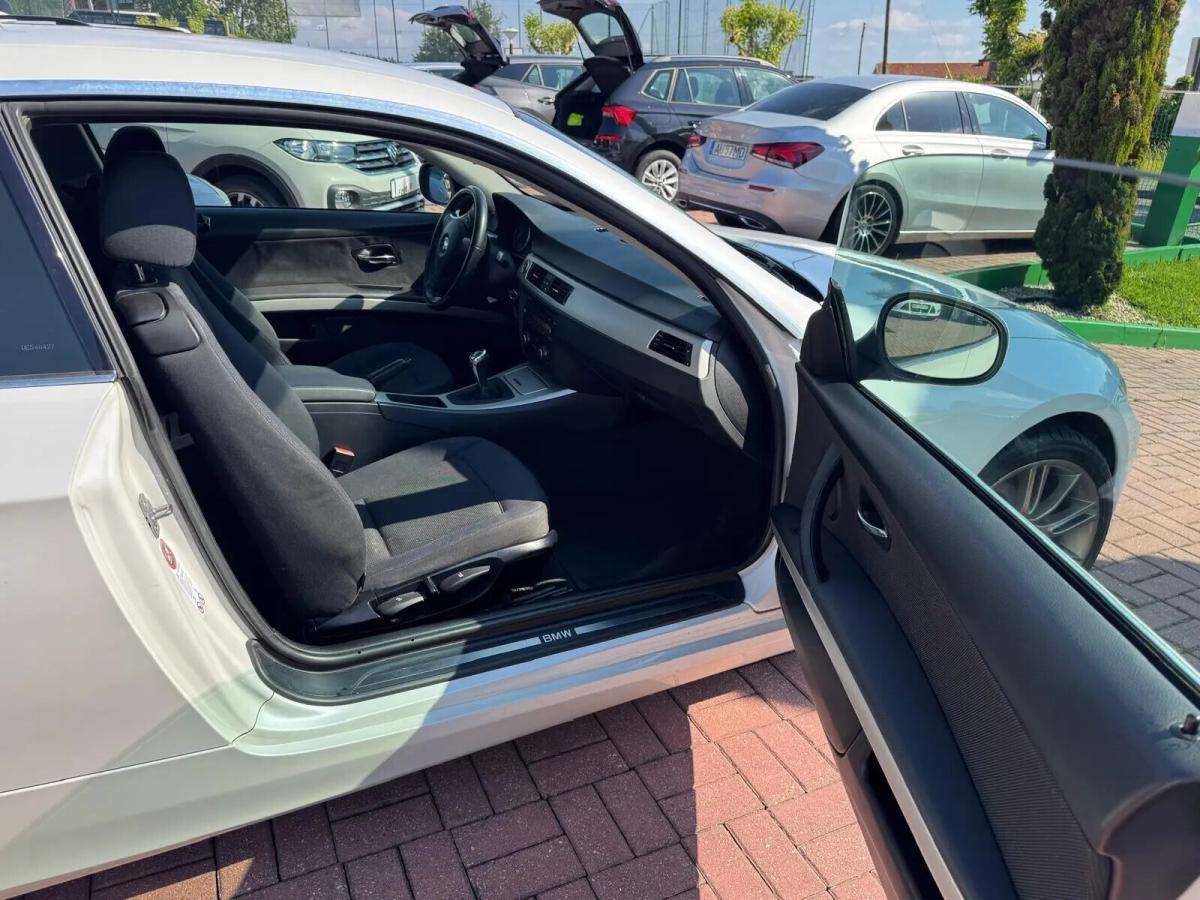 bmw-serie-3-320d-2011-diesel-1995cc