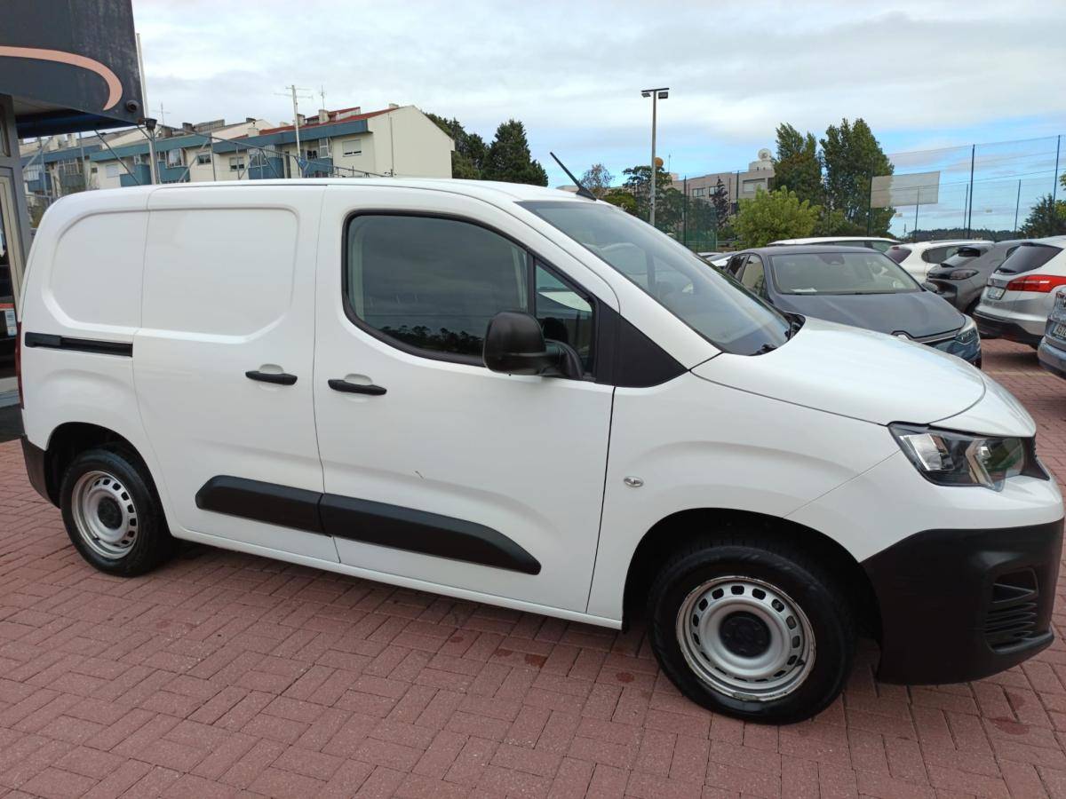 peugeot-partner-2021-diesel-1499cc