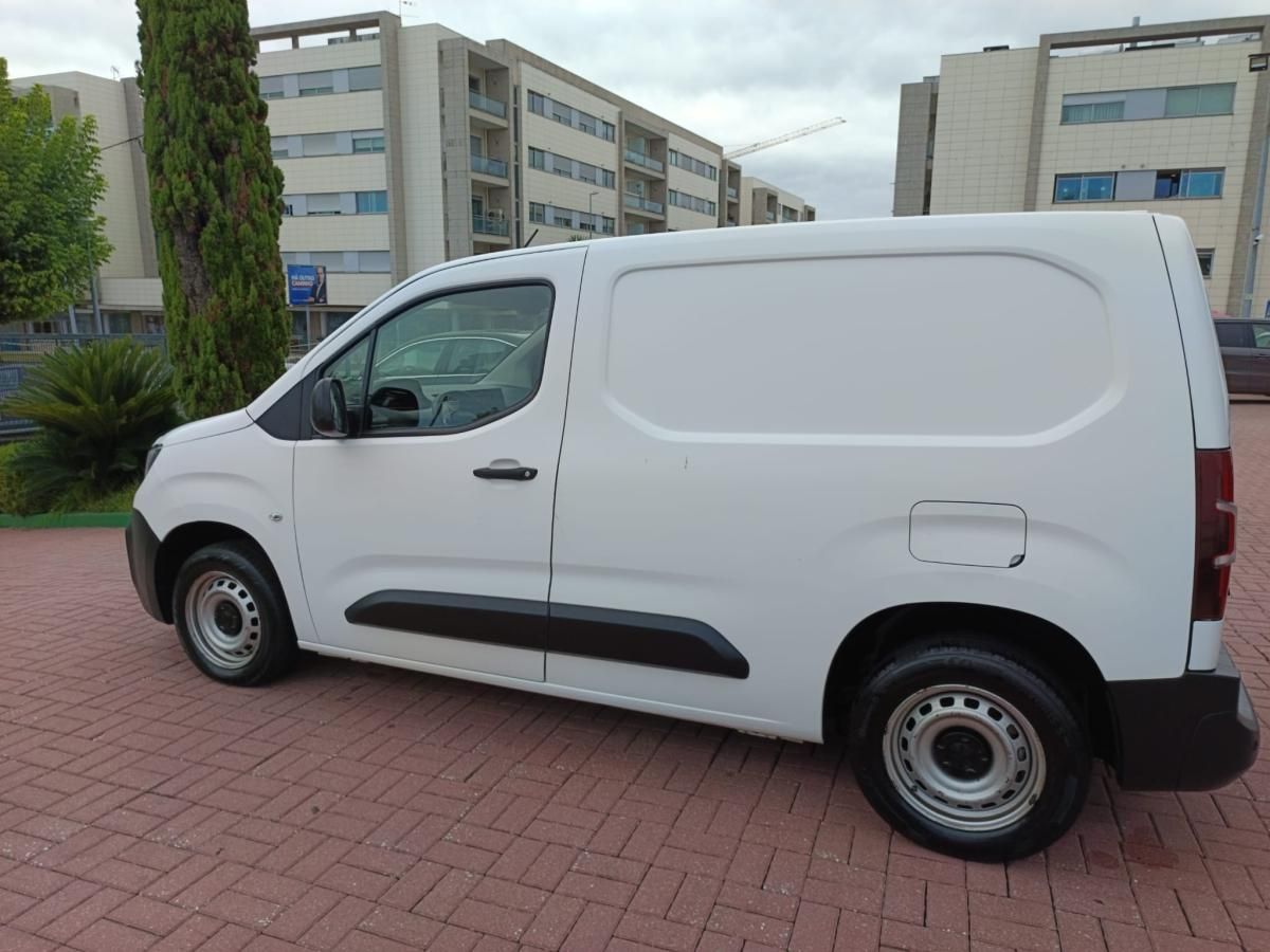 peugeot-partner-2021-diesel-1499cc
