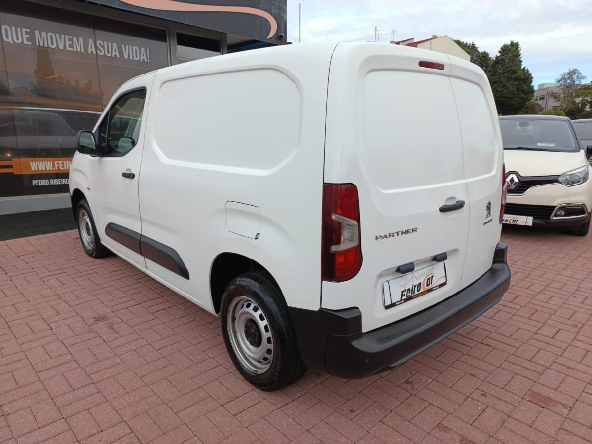 peugeot-partner-2021-diesel-1499cc