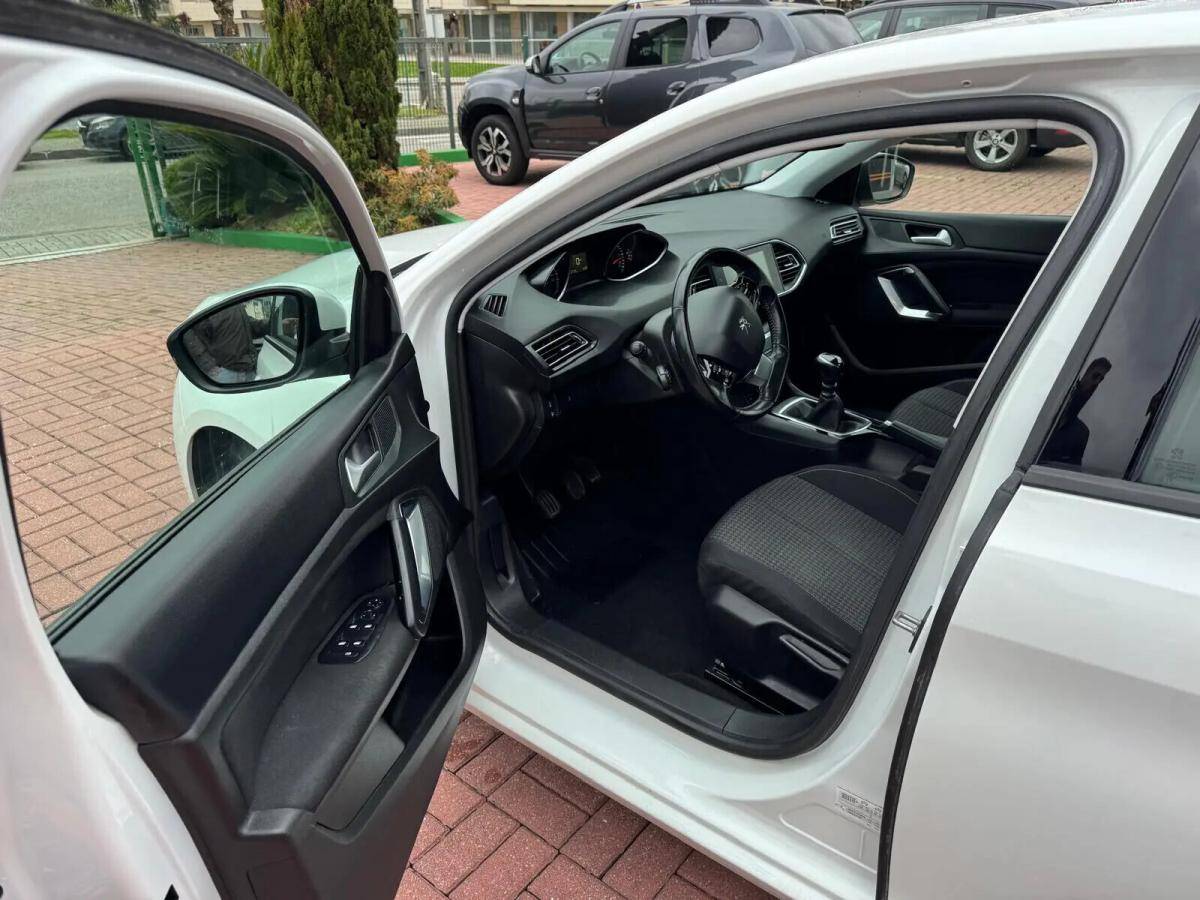 peugeot-308-2019-diesel-1499cc