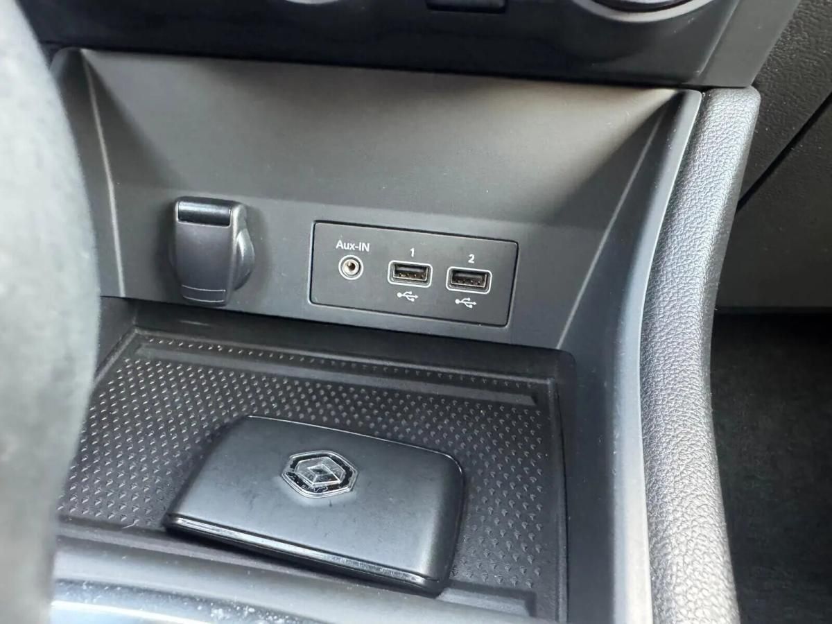 renault-captur-2022-hibrido-a-gasolina-1598cc