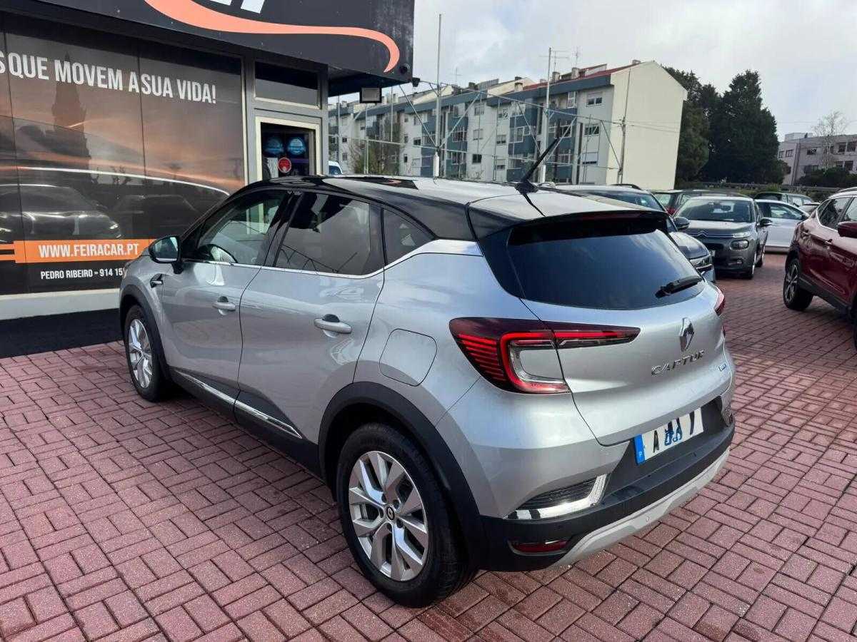 renault-captur-2022-hibrido-a-gasolina-1598cc