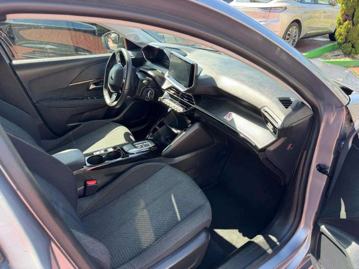 peugeot-e-208-2025-eletrico-0cc