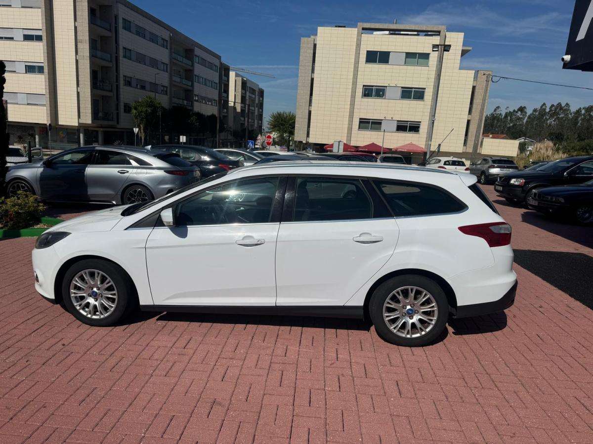 ford-focus-sw-2011-diesel-1560cc