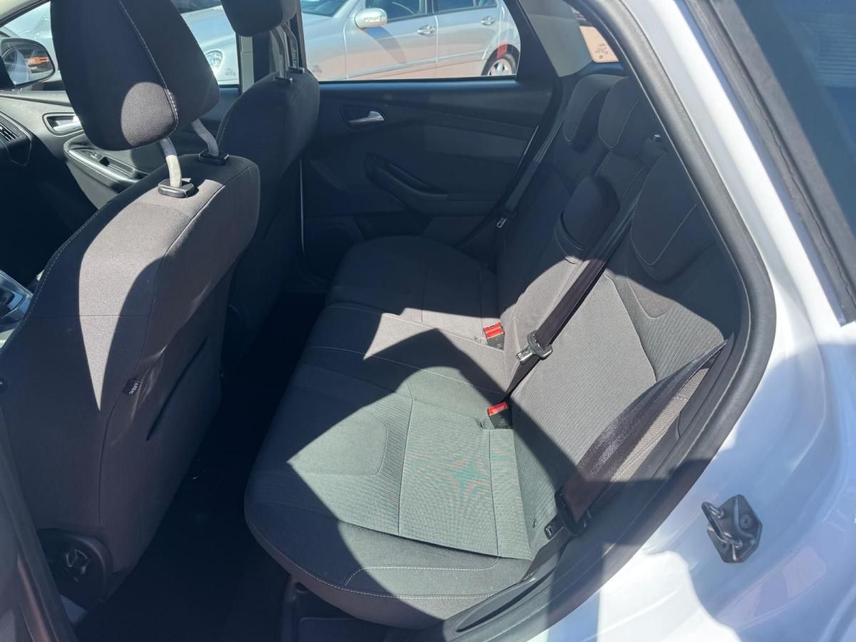 ford-focus-sw-2011-diesel-1560cc