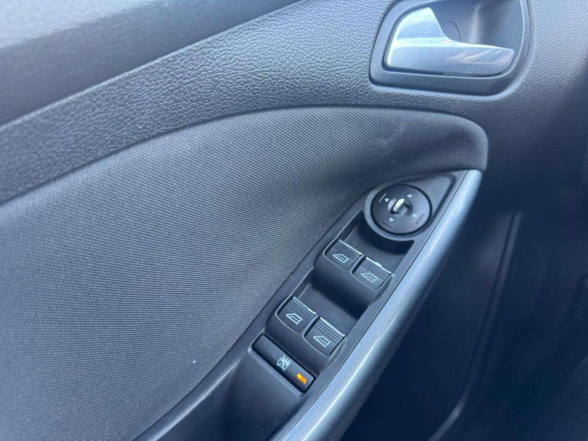 ford-focus-sw-2011-diesel-1560cc