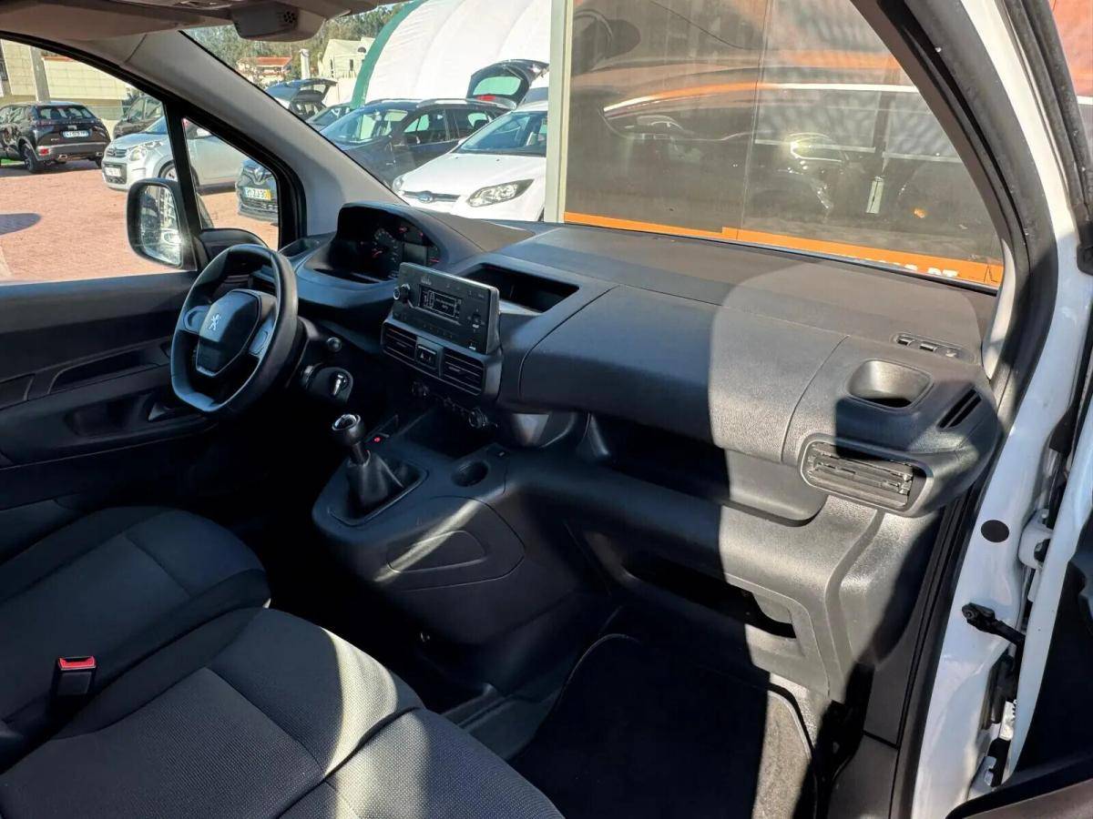 peugeot-partner-2020-diesel-1499cc