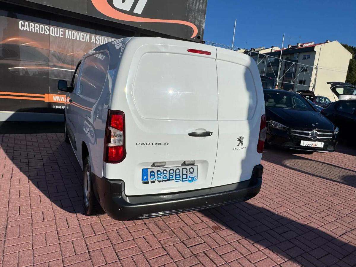 peugeot-partner-2020-diesel-1499cc