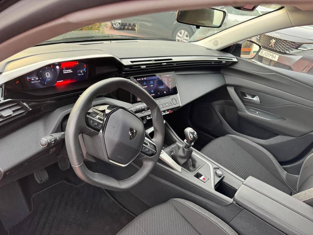 peugeot-308-sw-2022-gasolina-1199cc