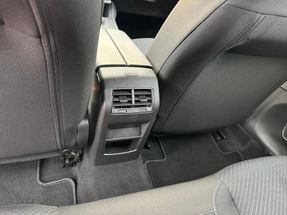 peugeot-308-sw-2022-gasolina-1199cc