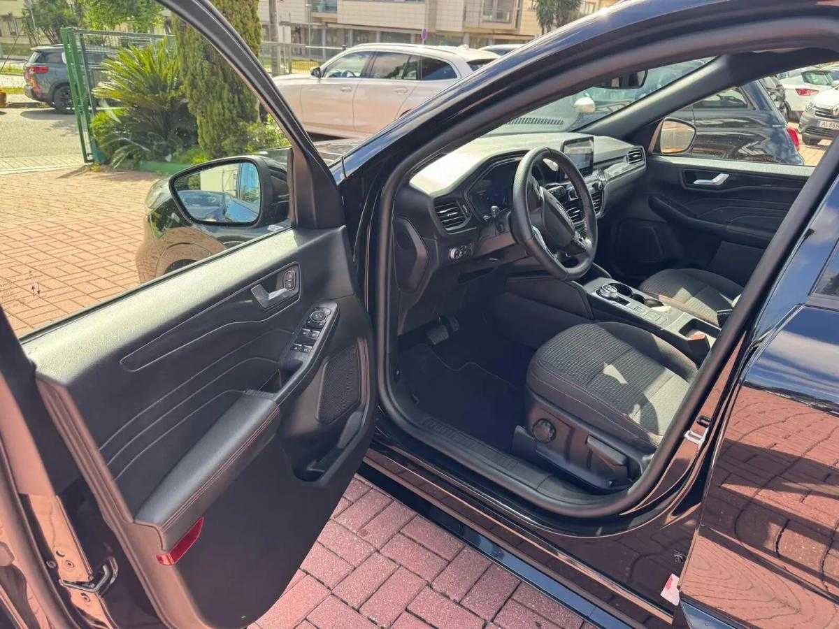 ford-kuga-2022-diesel-1499cc