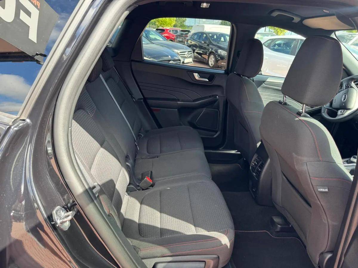 ford-kuga-2022-diesel-1499cc