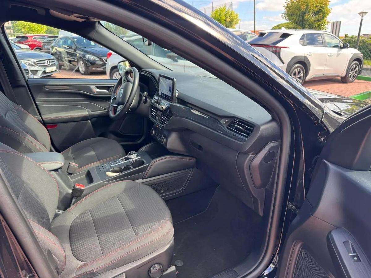 ford-kuga-2022-diesel-1499cc