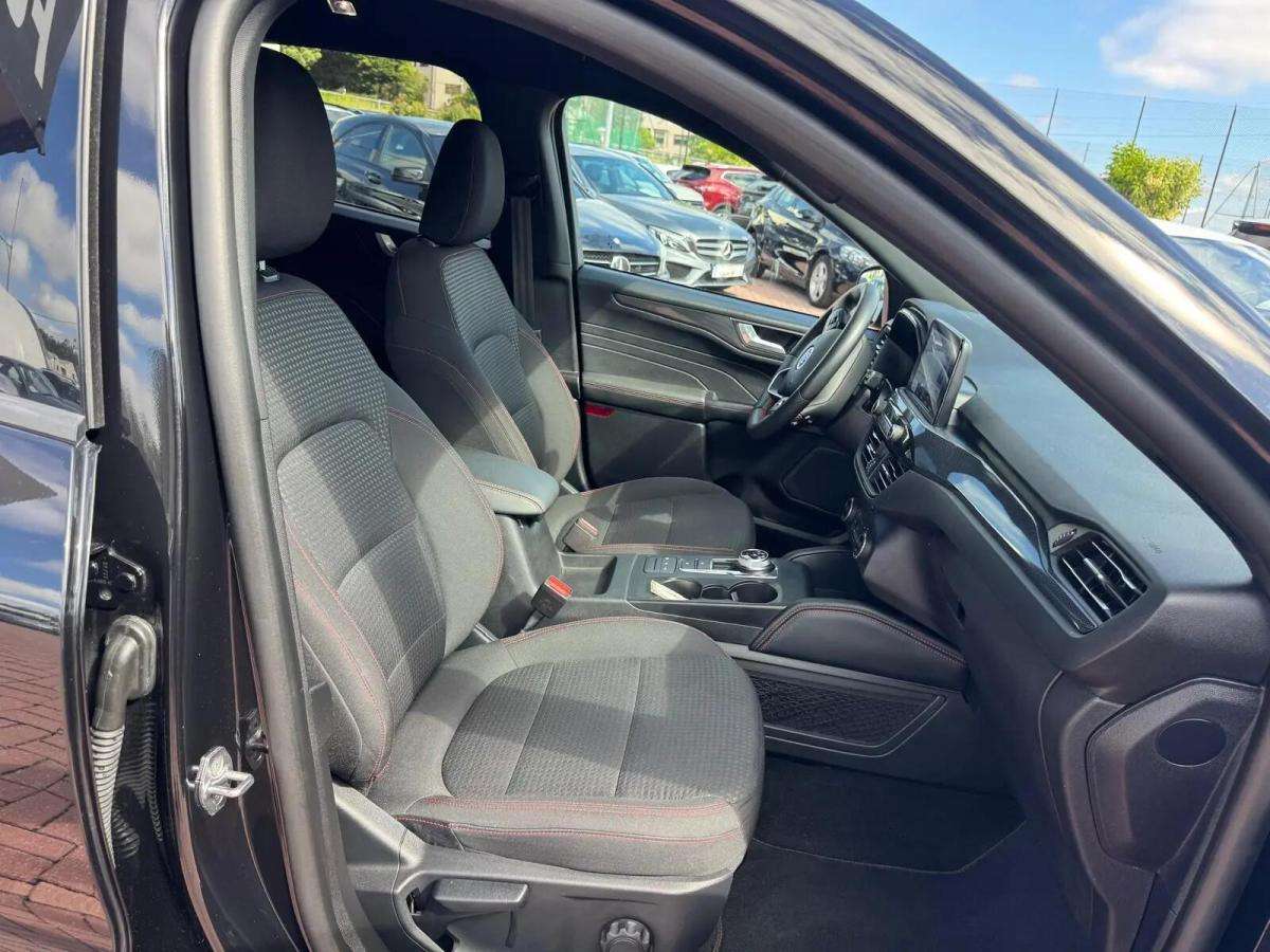 ford-kuga-2022-diesel-1499cc