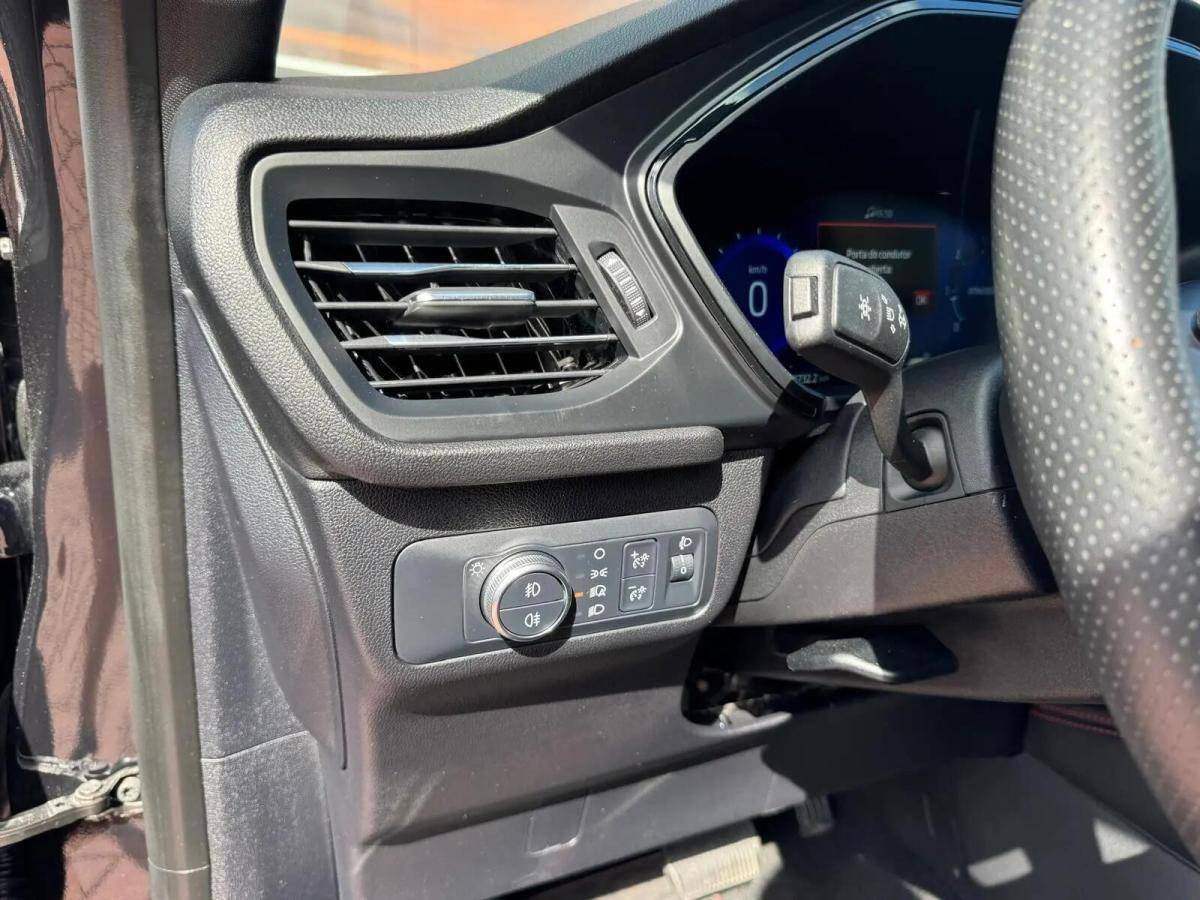 ford-kuga-2022-diesel-1499cc