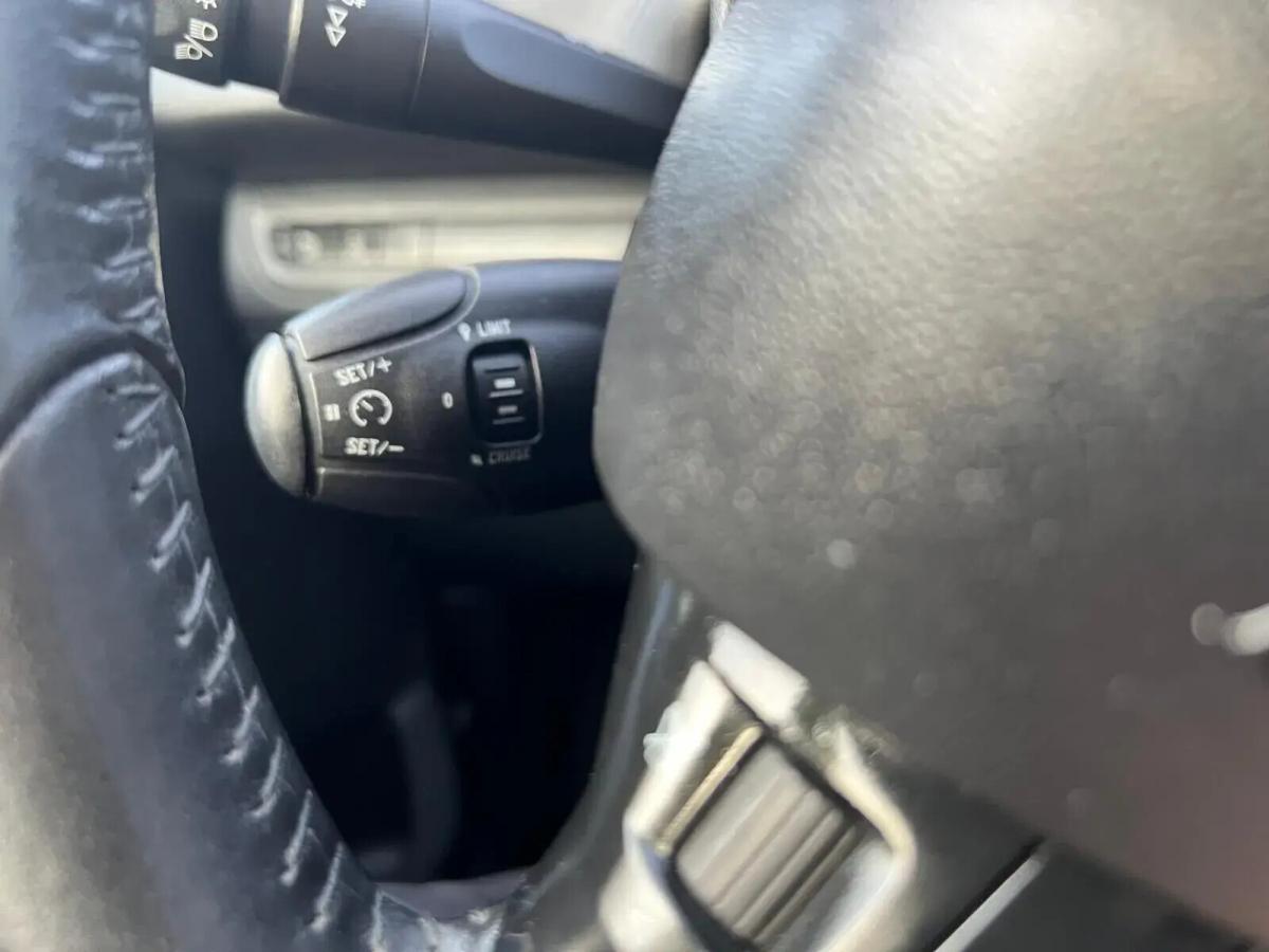 peugeot-2008-2017-gasolina-1199cc