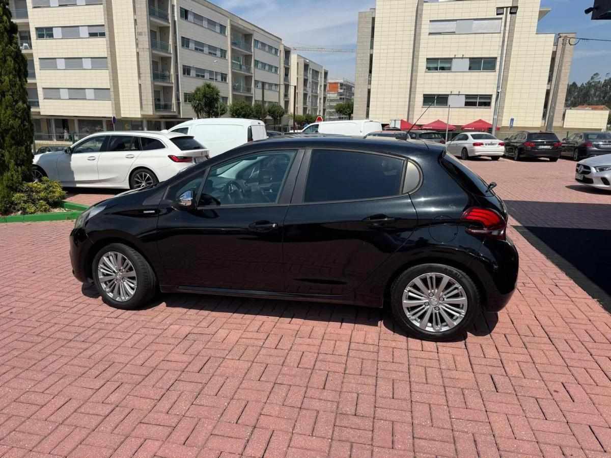 peugeot-208-2018-gasolina-1200cc