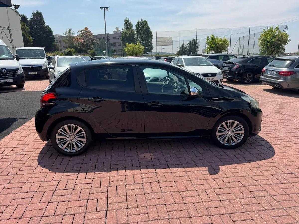 peugeot-208-2018-gasolina-1200cc