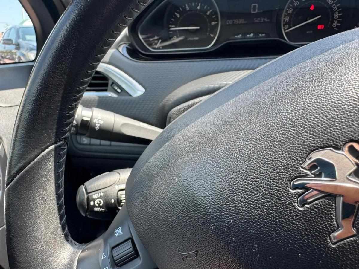 peugeot-208-2018-gasolina-1200cc
