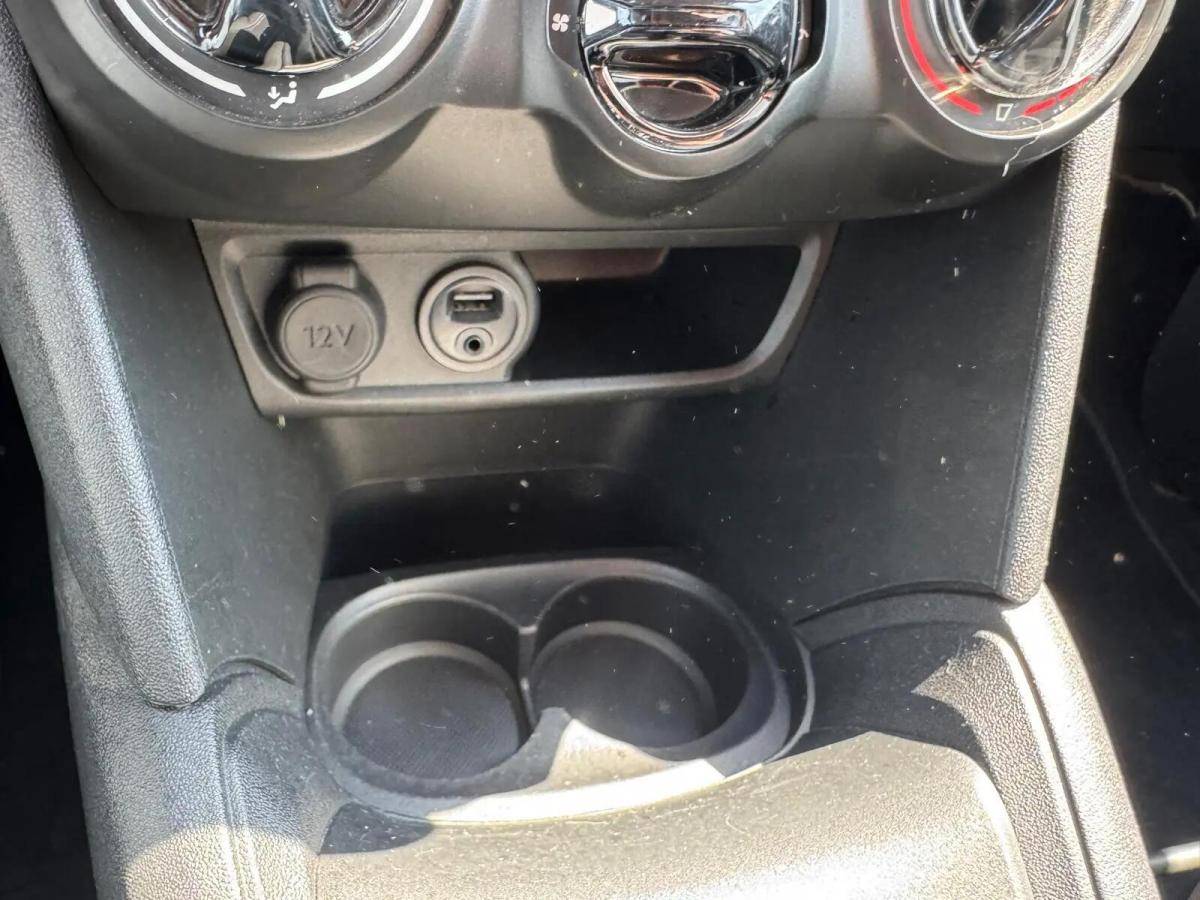 peugeot-208-2018-gasolina-1200cc