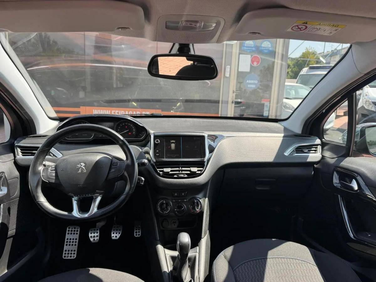 peugeot-208-2018-gasolina-1200cc