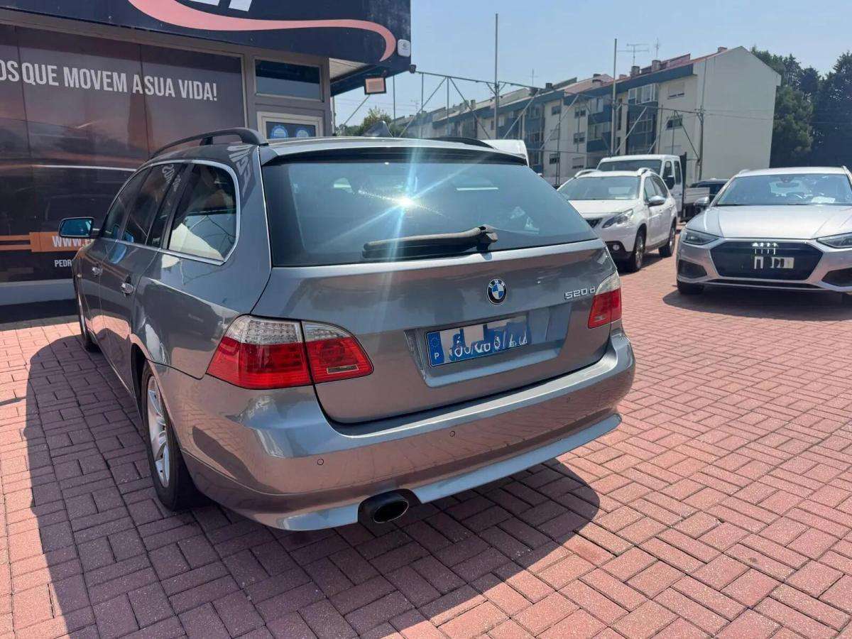 bmw-serie-5-520-da-touring-2009-diesel-1995cc