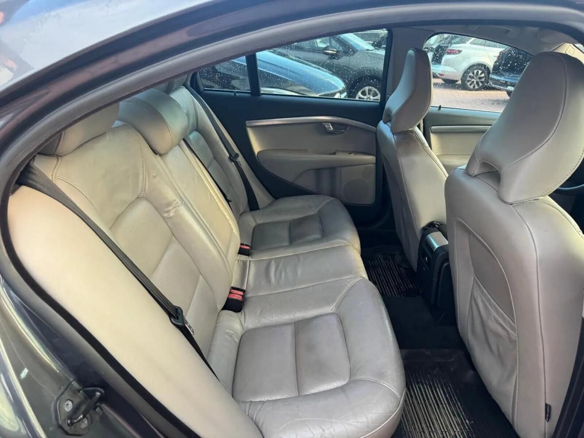 volvo-s80-2009-diesel-1997cc