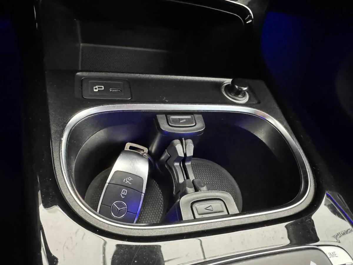 mercedes-benz-classe-a-a-180-limousine-auto-style-plus-gps-led-2019-diesel-1461cc