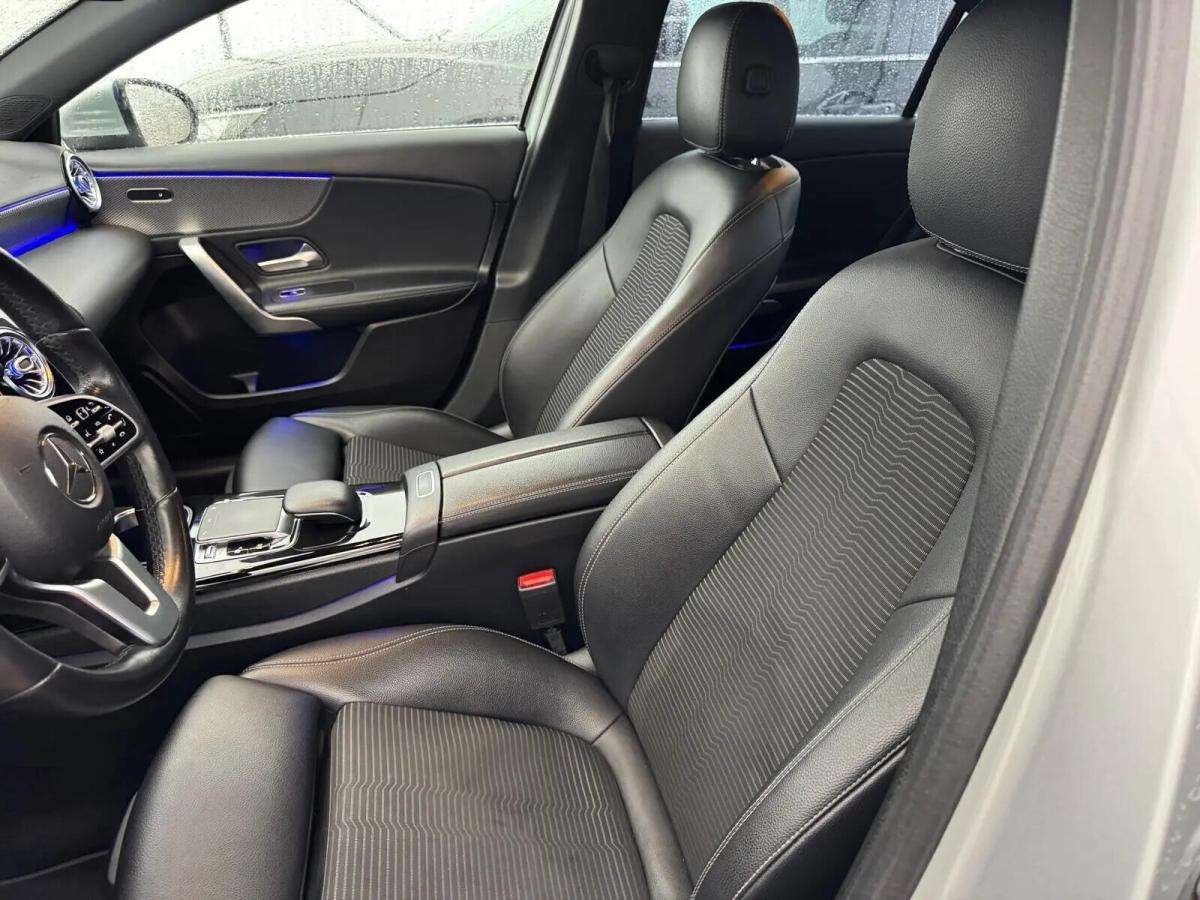 mercedes-benz-classe-a-a-180-limousine-auto-style-plus-gps-led-2019-diesel-1461cc