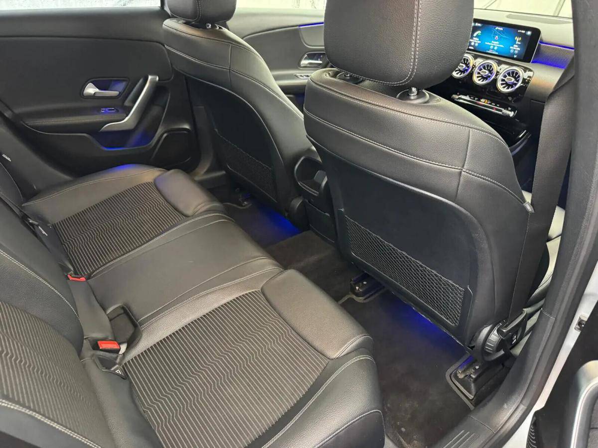 mercedes-benz-classe-a-a-180-limousine-auto-style-plus-gps-led-2019-diesel-1461cc