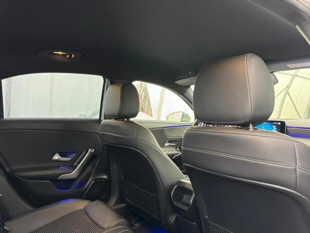 mercedes-benz-classe-a-a-180-limousine-auto-style-plus-gps-led-2019-diesel-1461cc