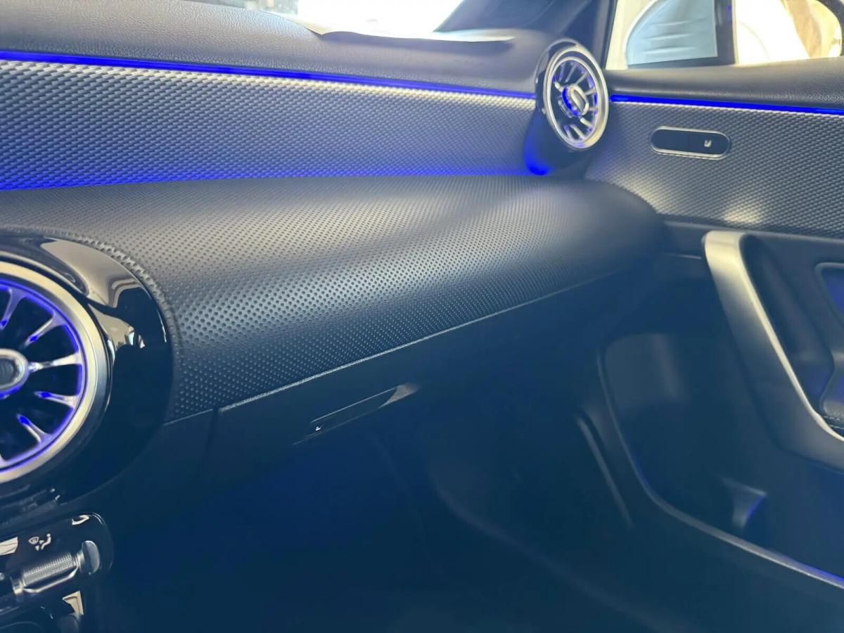 mercedes-benz-classe-a-a-180-limousine-auto-style-plus-gps-led-2019-diesel-1461cc