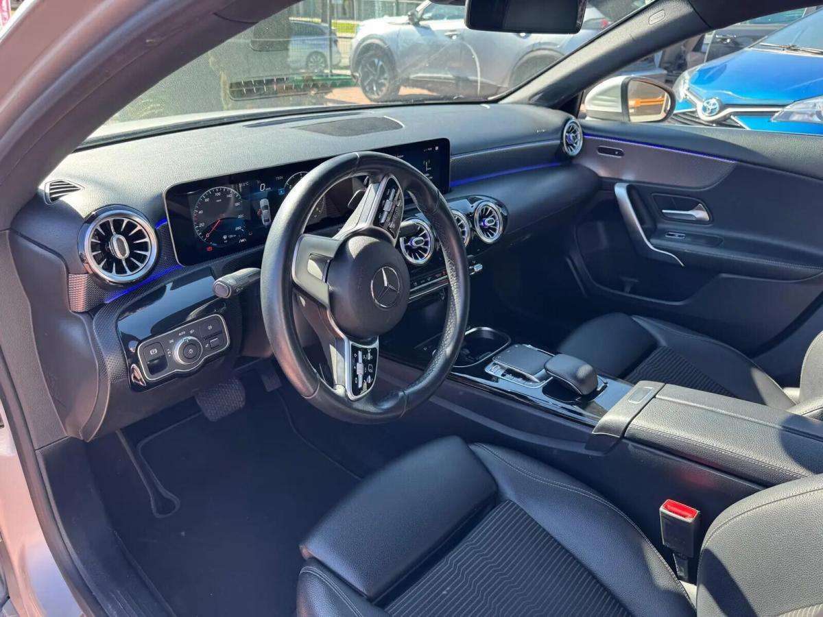 mercedes-benz-classe-a-a-180-limousine-auto-style-plus-gps-led-2019-diesel-1461cc