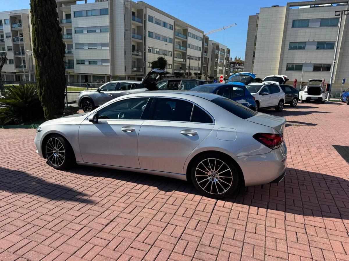 mercedes-benz-classe-a-a-180-limousine-auto-style-plus-gps-led-2019-diesel-1461cc