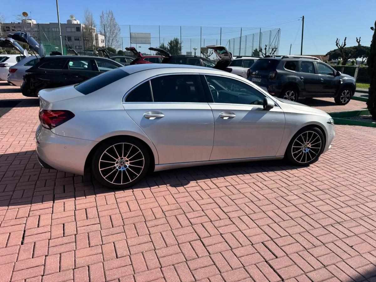 mercedes-benz-classe-a-a-180-limousine-auto-style-plus-gps-led-2019-diesel-1461cc